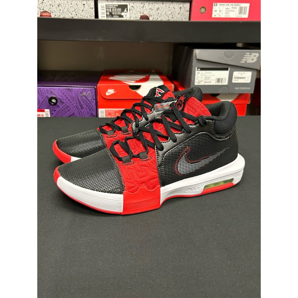 Nike X Faze Clan Lebron Witness 8 Bred / $110 Retail! / Size 12 / Brand New